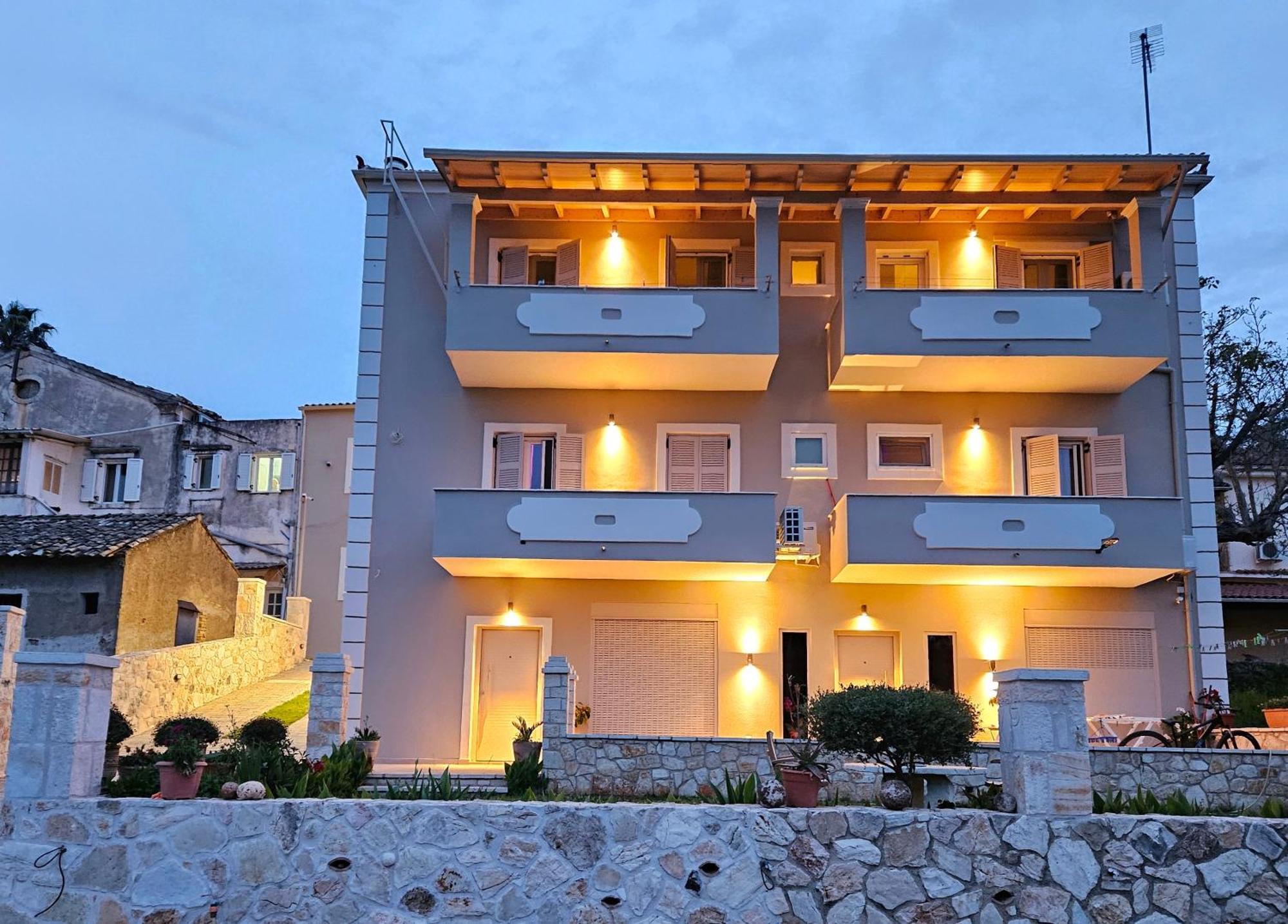 Appartamento Grey Luxury House Ipsos Esterno foto