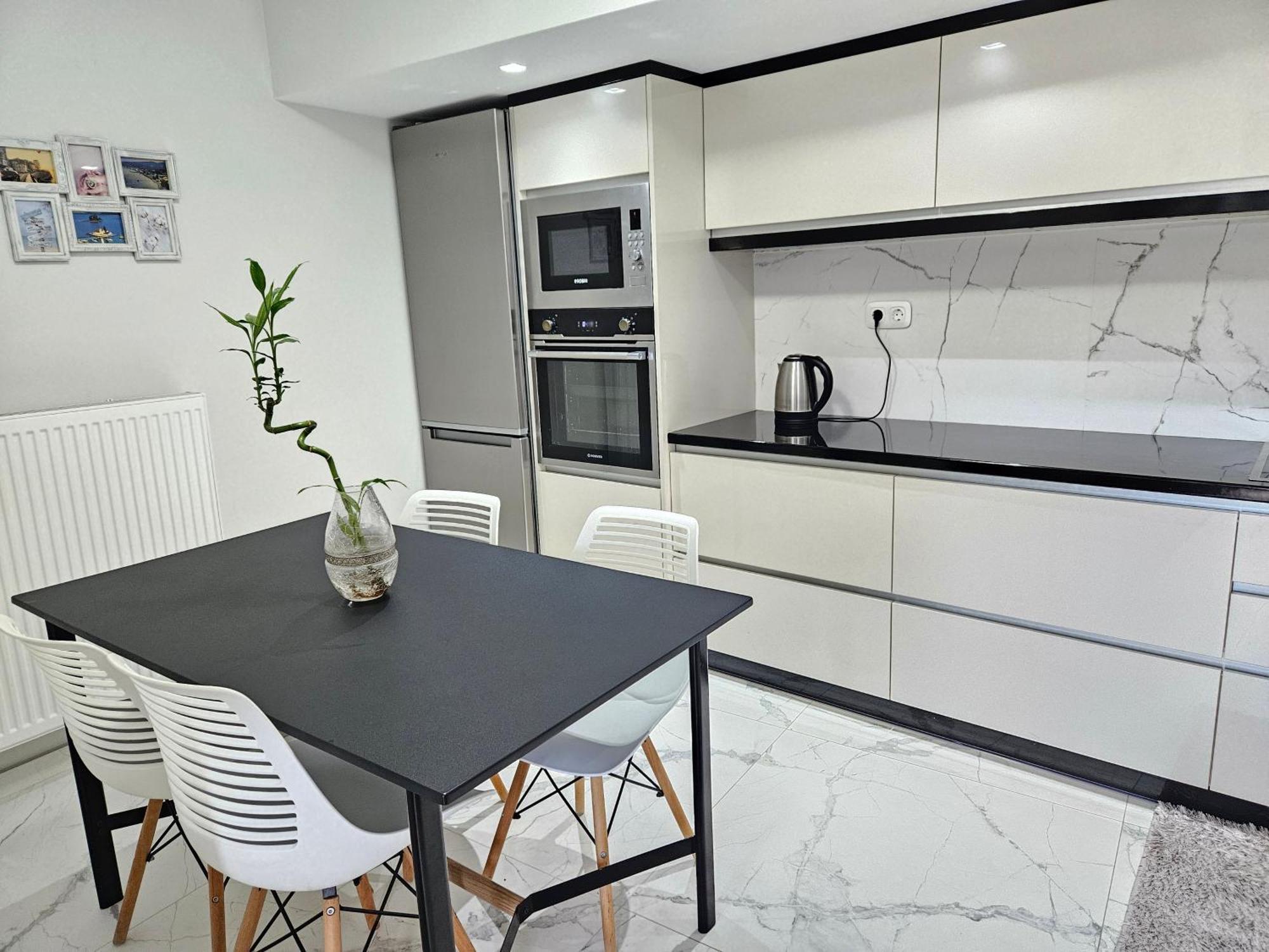 Appartamento Grey Luxury House Ipsos Esterno foto