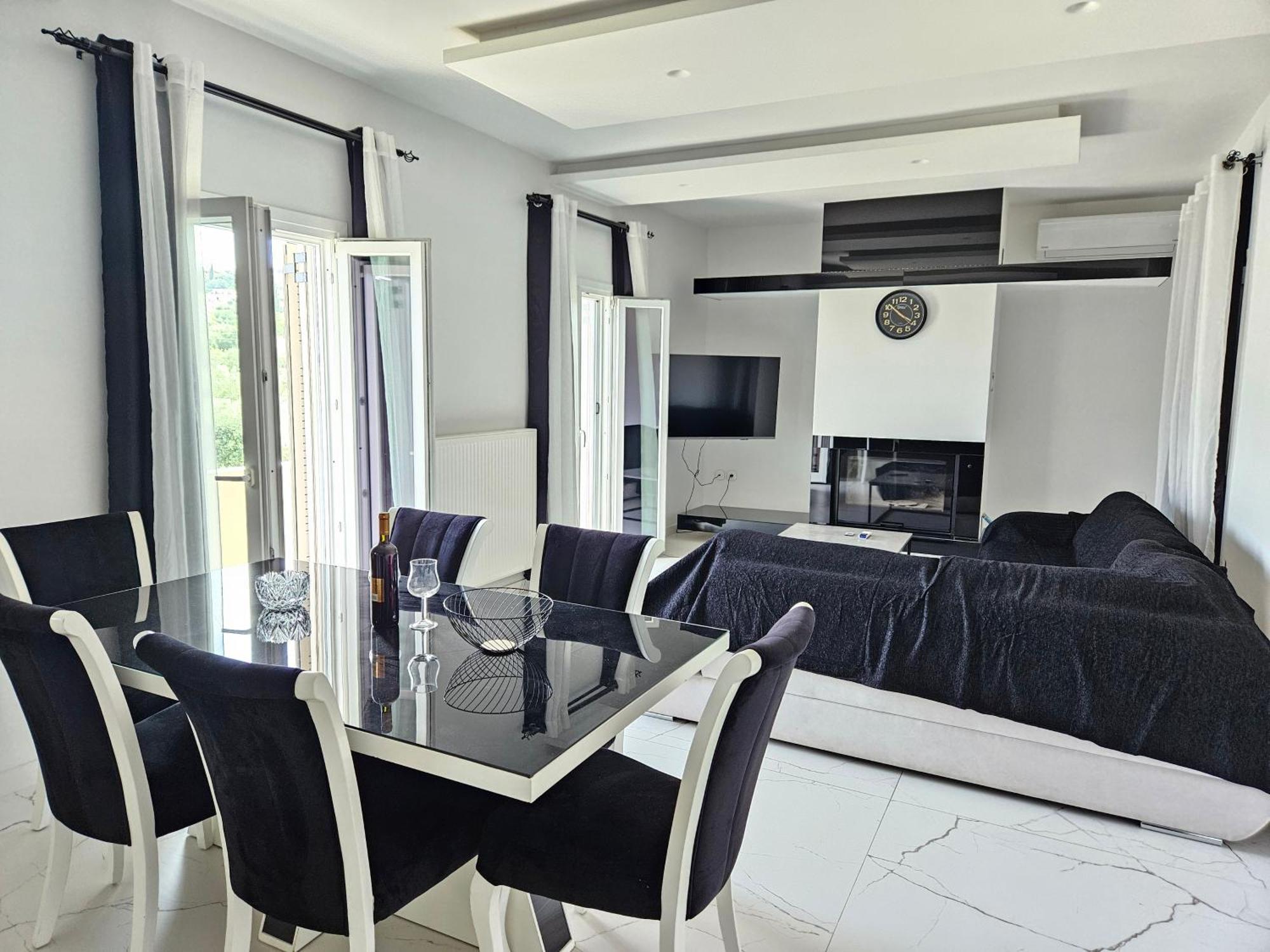Appartamento Grey Luxury House Ipsos Esterno foto