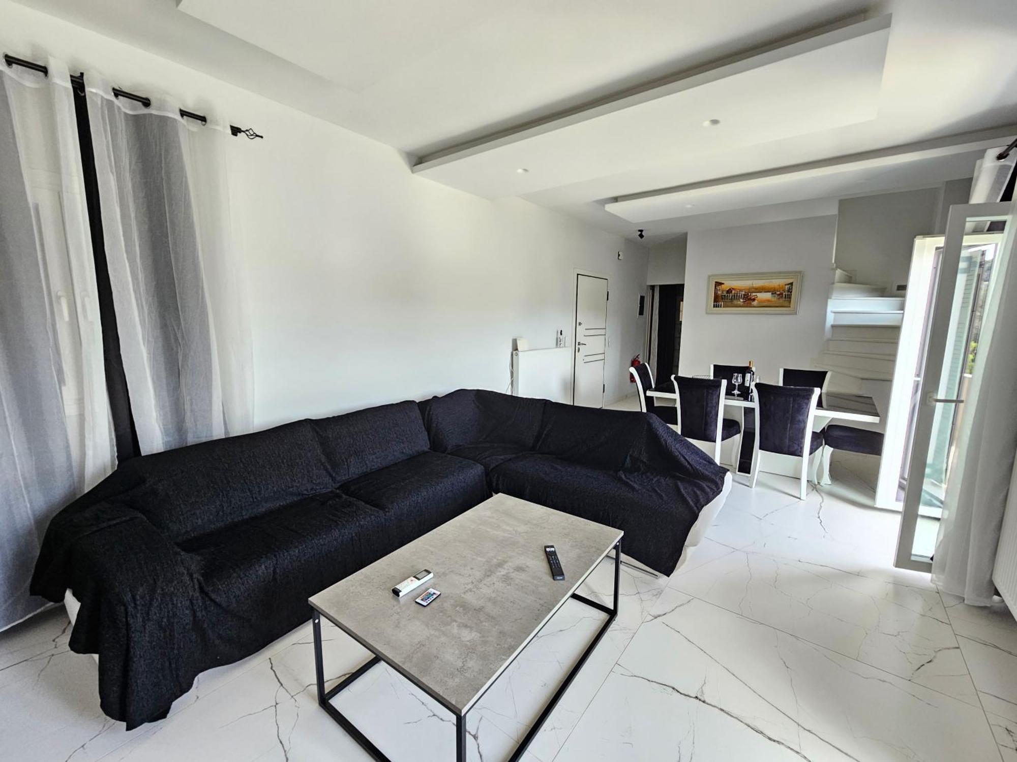 Appartamento Grey Luxury House Ipsos Esterno foto