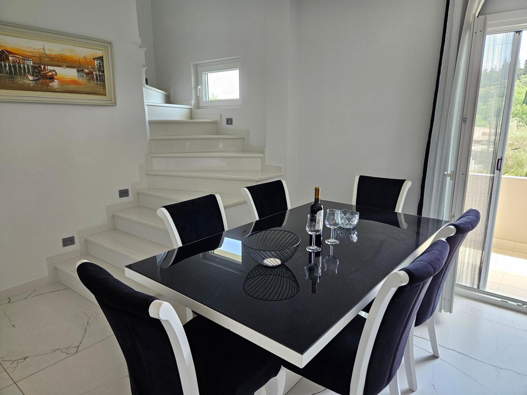 Appartamento Grey Luxury House Ipsos Esterno foto